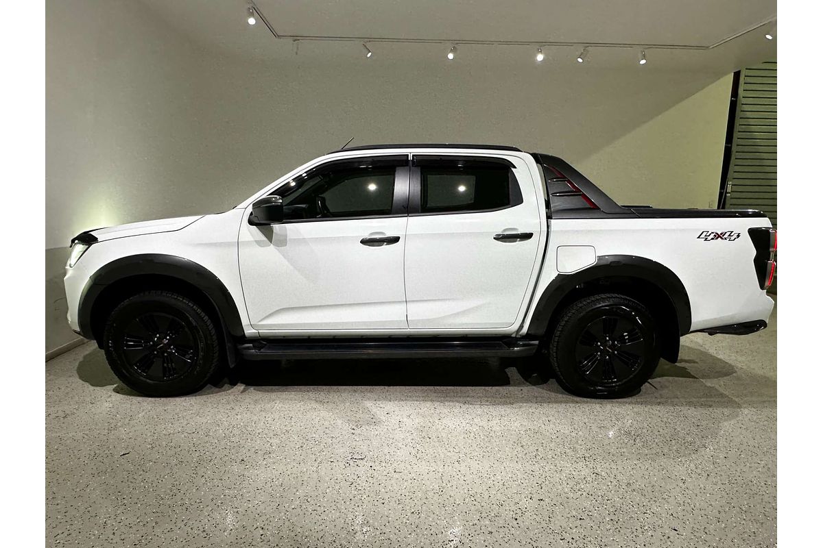 2022 Isuzu D-MAX X-TERRAIN  4X4