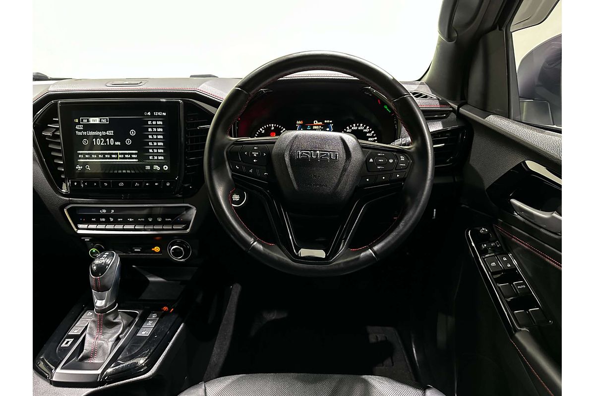 2022 Isuzu D-MAX X-TERRAIN  4X4