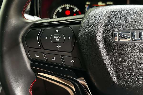 2022 Isuzu D-MAX X-TERRAIN  4X4