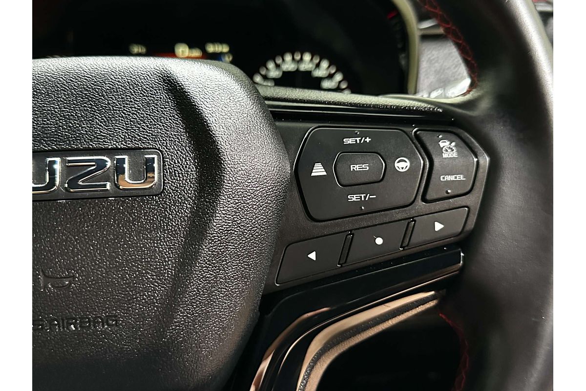 2022 Isuzu D-MAX X-TERRAIN  4X4