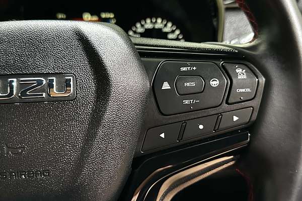 2022 Isuzu D-MAX X-TERRAIN  4X4