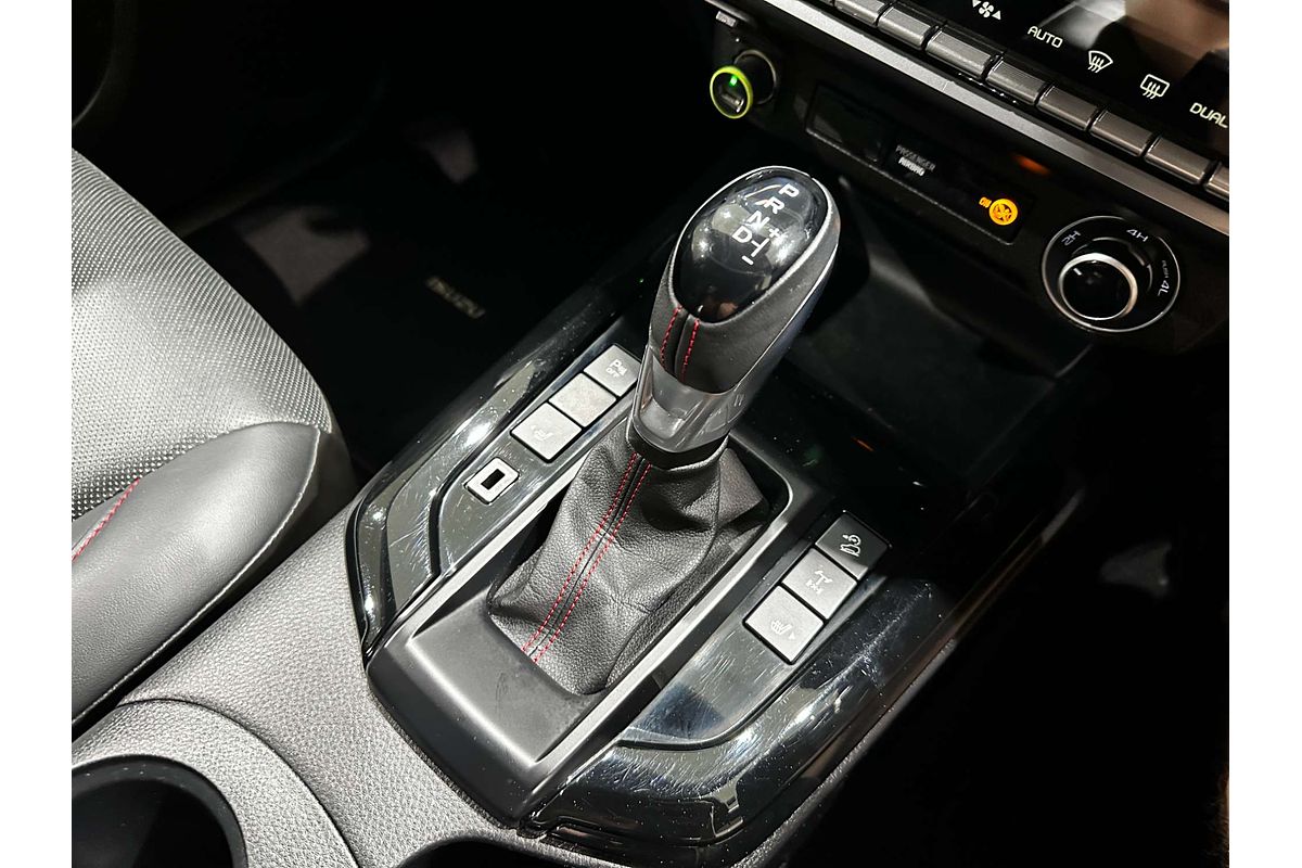 2022 Isuzu D-MAX X-TERRAIN  4X4