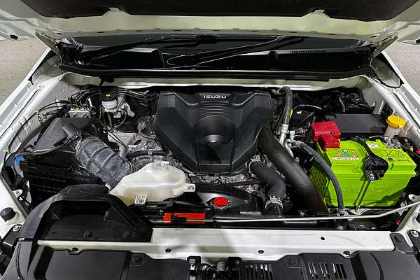 2022 Isuzu D-MAX X-TERRAIN  4X4