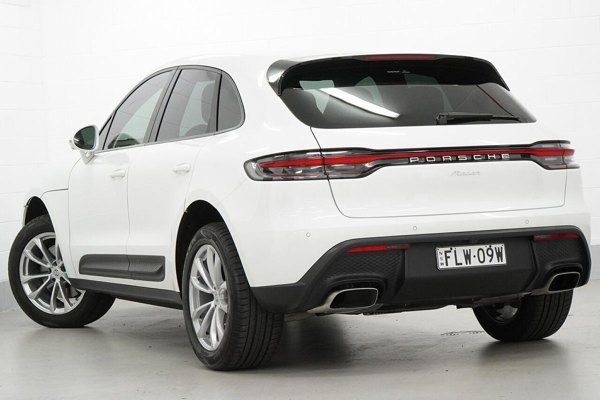 2024 Porsche Macan 95B
