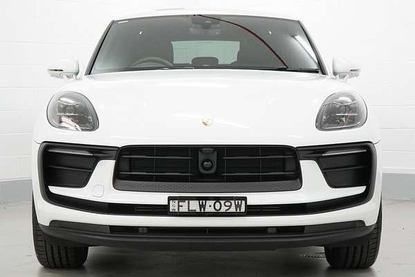 2024 Porsche Macan 95B