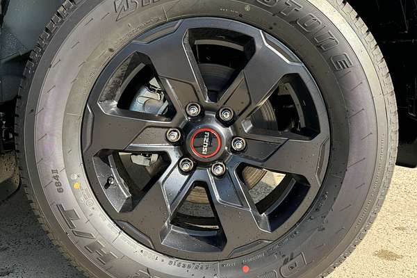 2025 Isuzu D-MAX X-TERRAIN 4X4