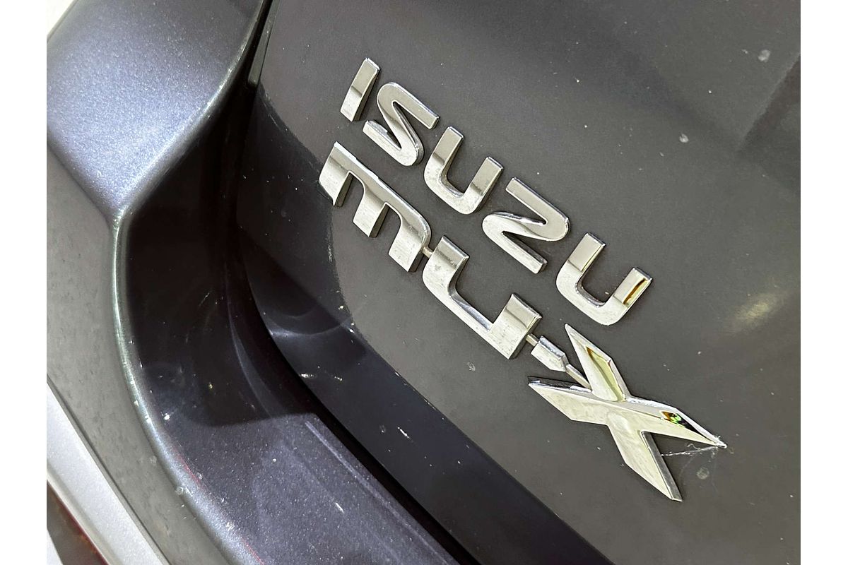 2021 Isuzu MU-X LS-T