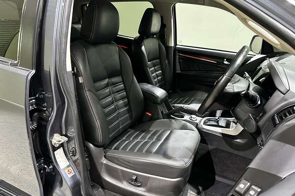 2021 Isuzu MU-X LS-T