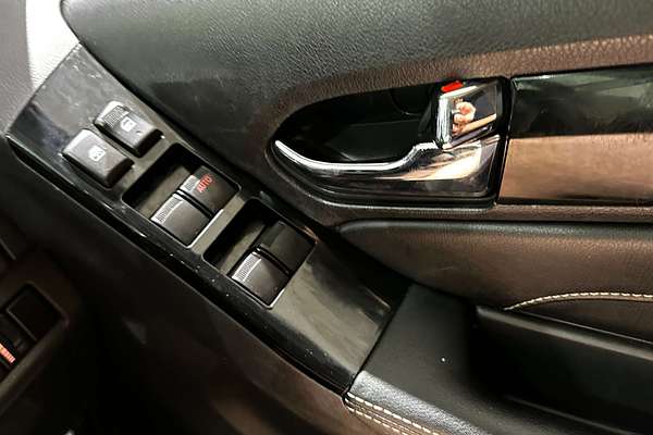 2021 Isuzu MU-X LS-T