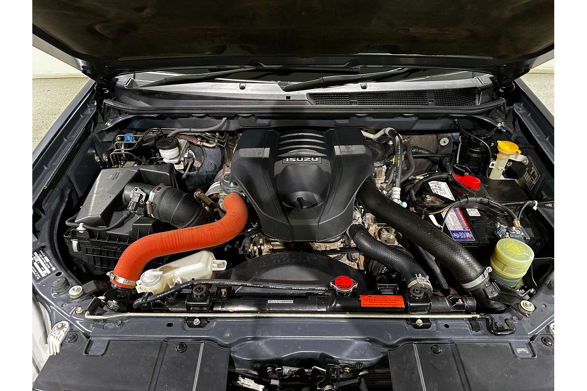 2021 Isuzu MU-X LS-T