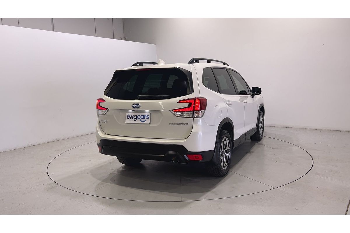 2022 Subaru Forester 2.5i S5