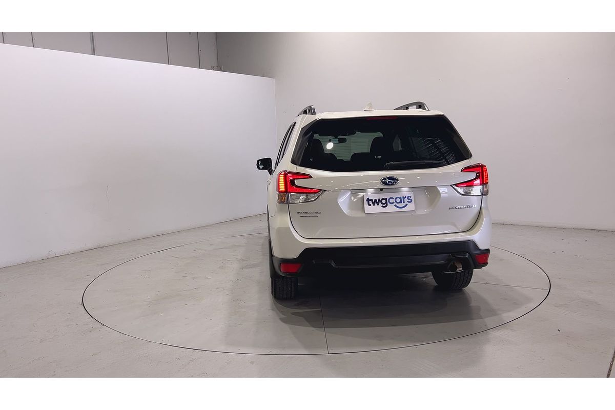 2022 Subaru Forester 2.5i S5