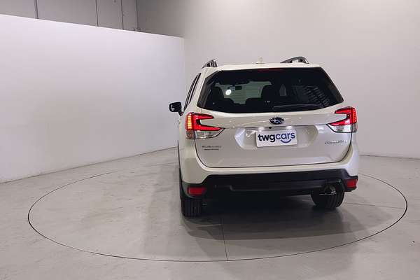 2022 Subaru Forester 2.5i S5