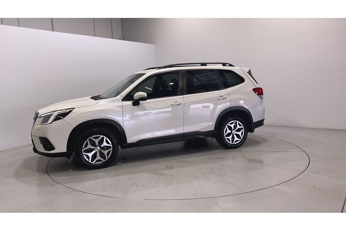 2022 Subaru Forester 2.5i S5