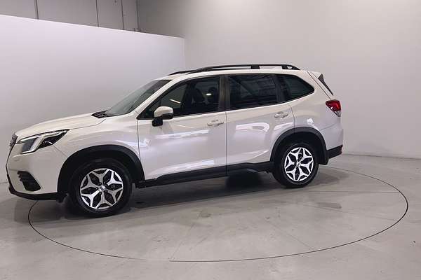 2022 Subaru Forester 2.5i S5