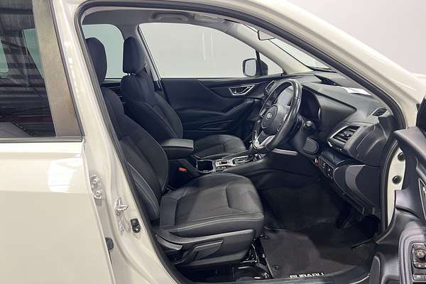 2022 Subaru Forester 2.5i S5