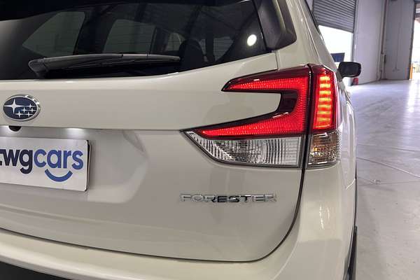 2022 Subaru Forester 2.5i S5