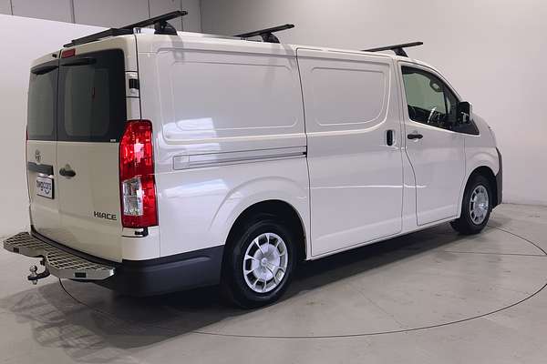 2024 Toyota Hiace GDH300R LWB