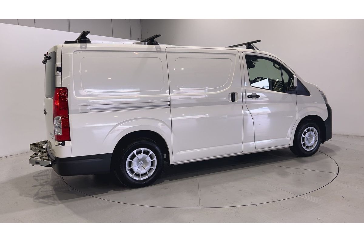 2024 Toyota Hiace GDH300R LWB