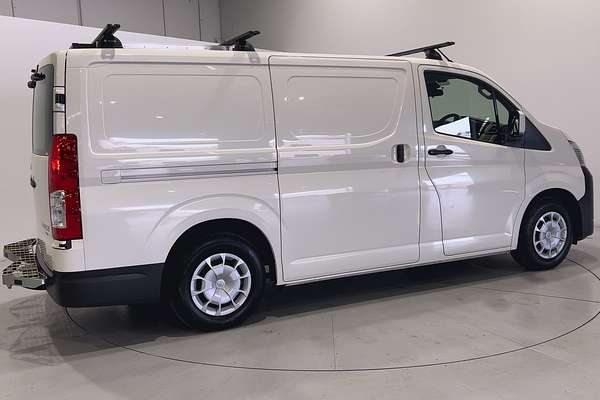 2024 Toyota Hiace GDH300R LWB