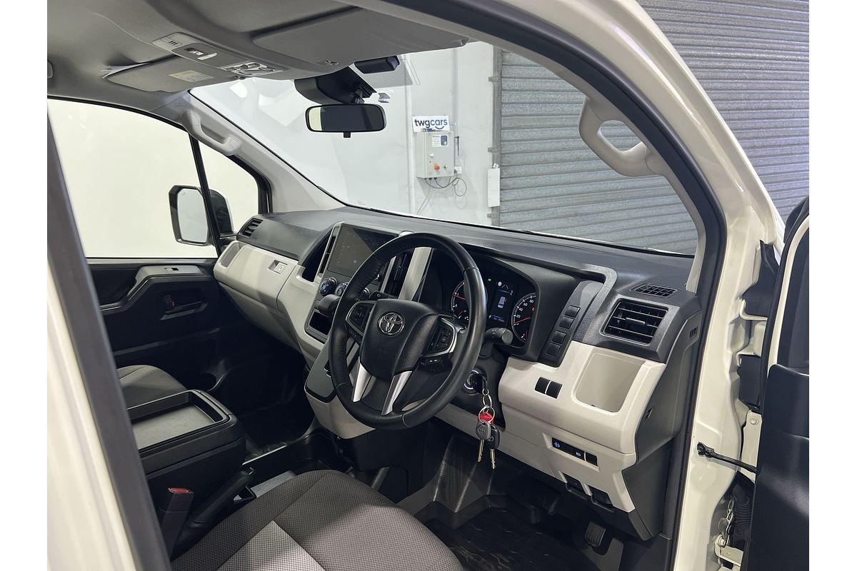 2024 Toyota Hiace GDH300R LWB