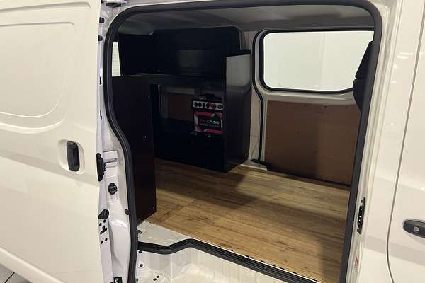 2024 Toyota Hiace GDH300R LWB