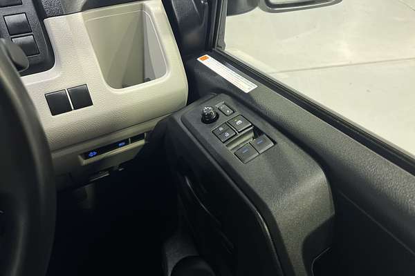 2024 Toyota Hiace GDH300R LWB