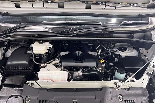 2024 Toyota Hiace GDH300R LWB