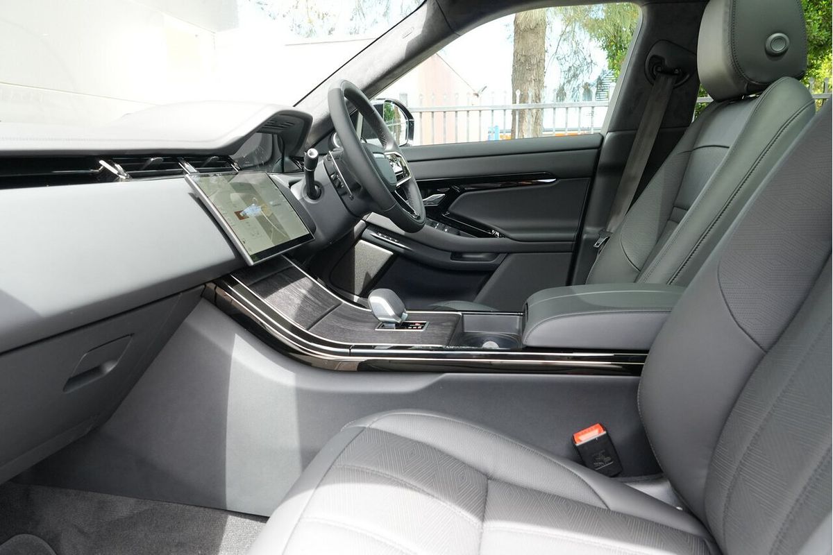 2025 Land Rover Range Rover Evoque P300e Autobiography L551