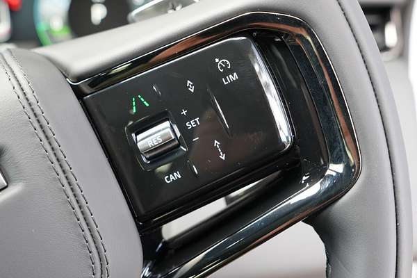 2025 Land Rover Range Rover Evoque P300e Autobiography L551
