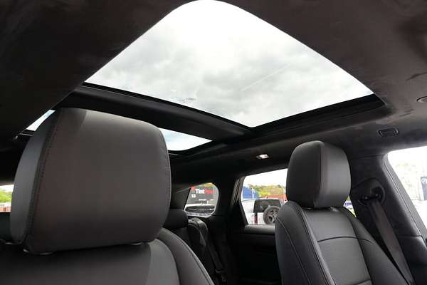 2025 Land Rover Range Rover Evoque P300e Autobiography L551