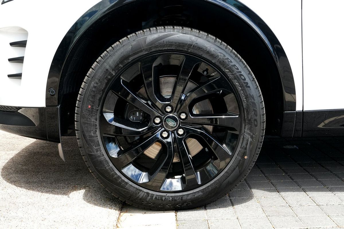 2025 Land Rover Discovery Sport P250 Dynamic SE L550