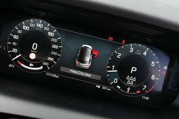 2025 Land Rover Discovery Sport P250 Dynamic SE L550