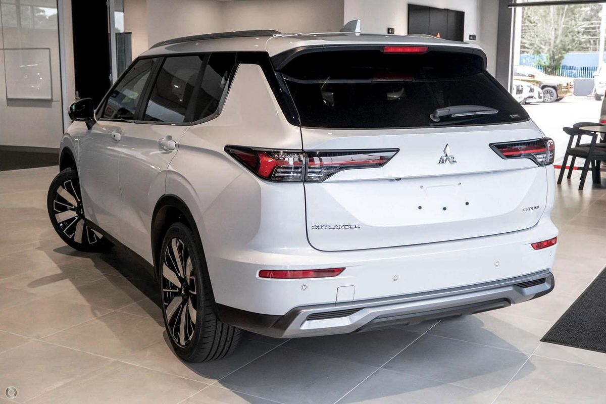 2025 Mitsubishi Outlander Aspire ZM