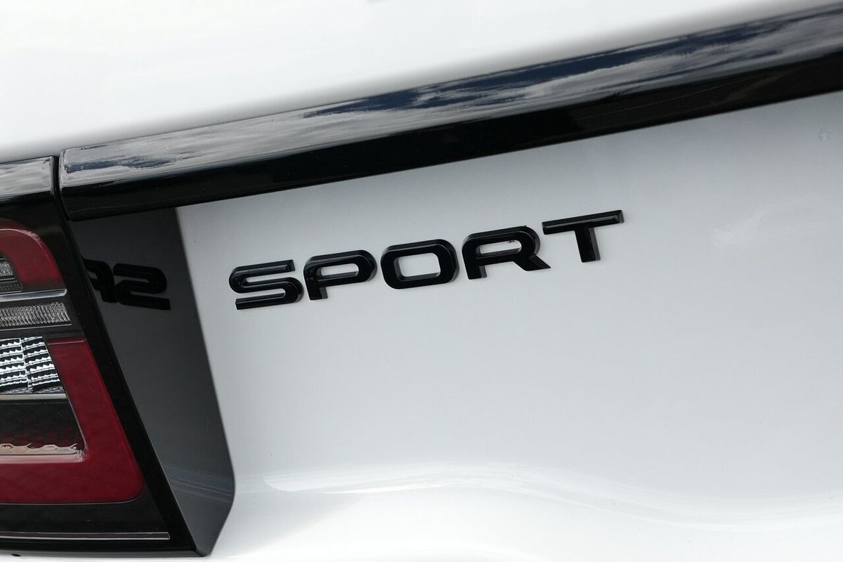 2025 Land Rover Discovery Sport P250 Dynamic SE L550