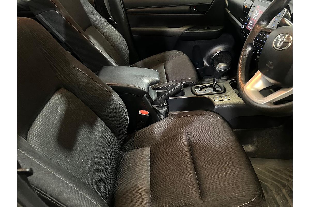 2022 Toyota Hilux SR GUN126R 4X4