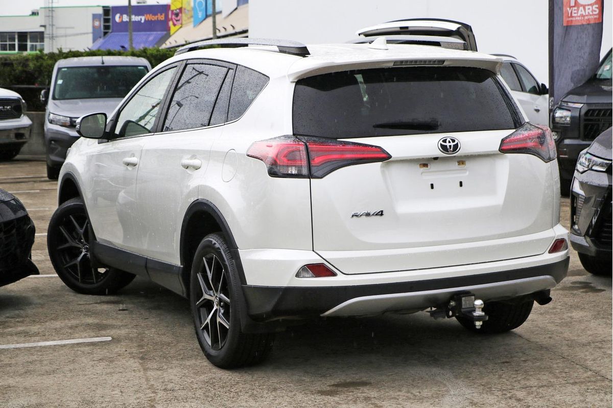 2017 Toyota RAV4 GXL ASA44R