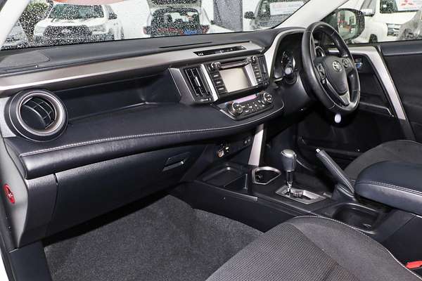 2017 Toyota RAV4 GXL ASA44R