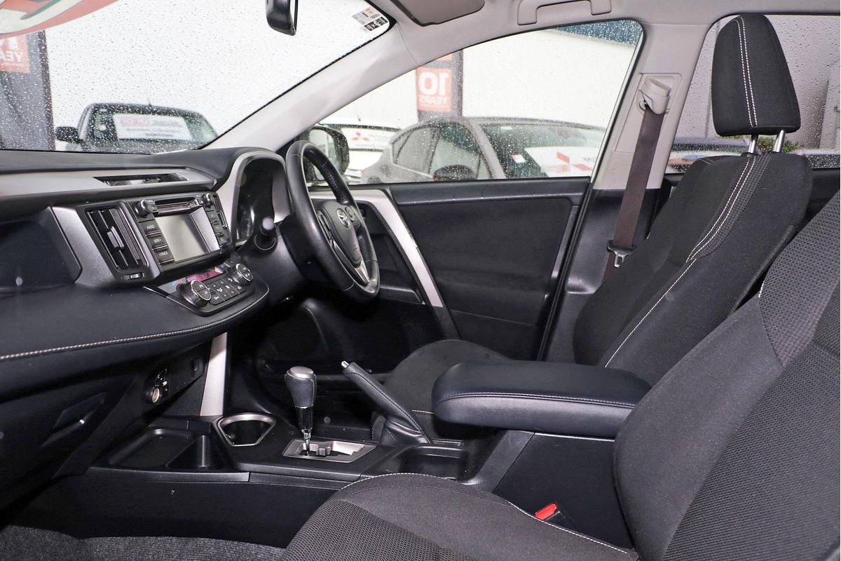 2017 Toyota RAV4 GXL ASA44R