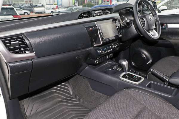 2021 Toyota Hilux SR5 GUN126R 4X4