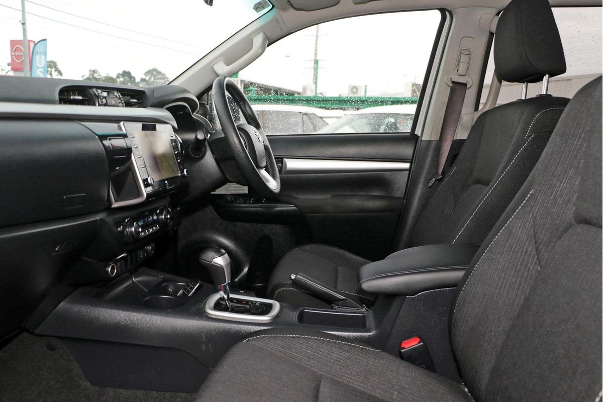 2021 Toyota Hilux SR5 GUN126R 4X4