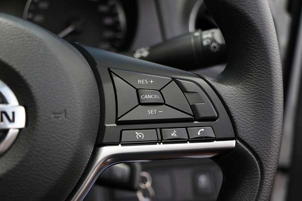 2024 Nissan Navara SL D23 4X4