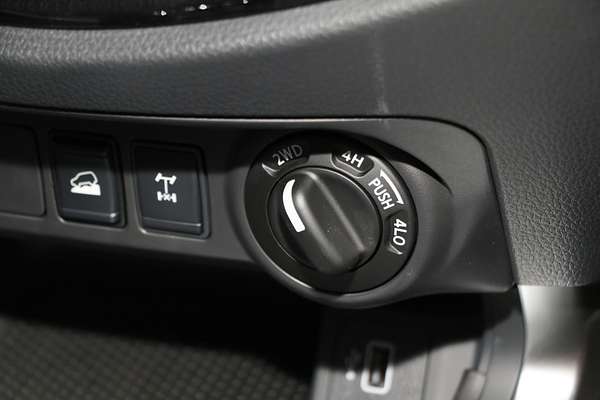 2024 Nissan Navara SL D23 4X4