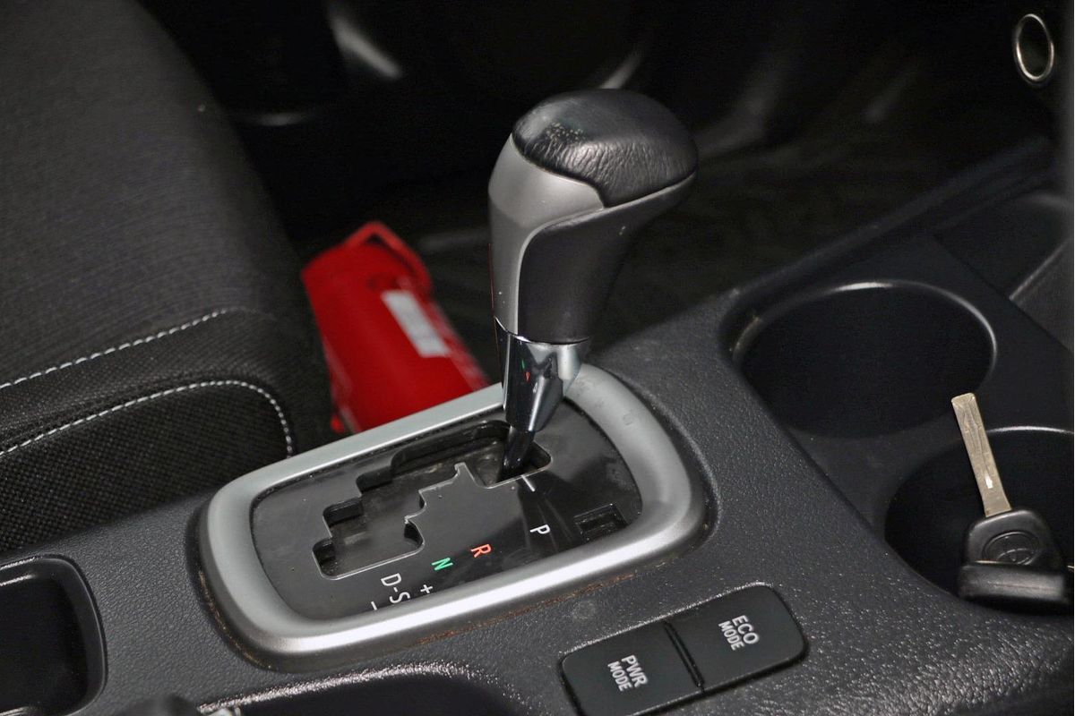 2021 Toyota Hilux SR5 GUN126R 4X4