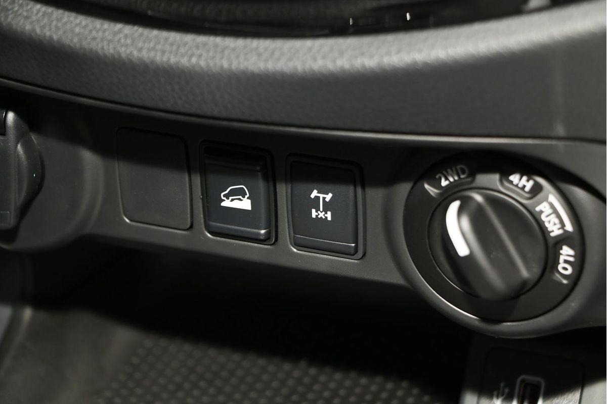 2024 Nissan Navara SL D23 4X4