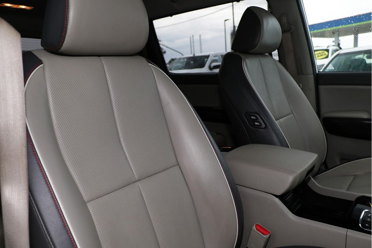 2018 Kia Carnival Platinum YP