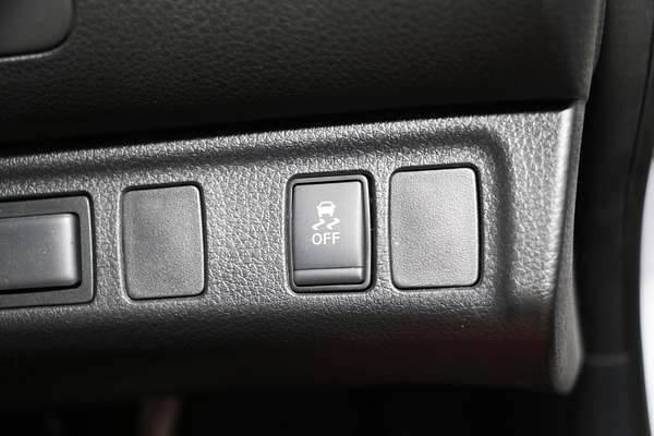 2024 Nissan Navara SL D23 4X4