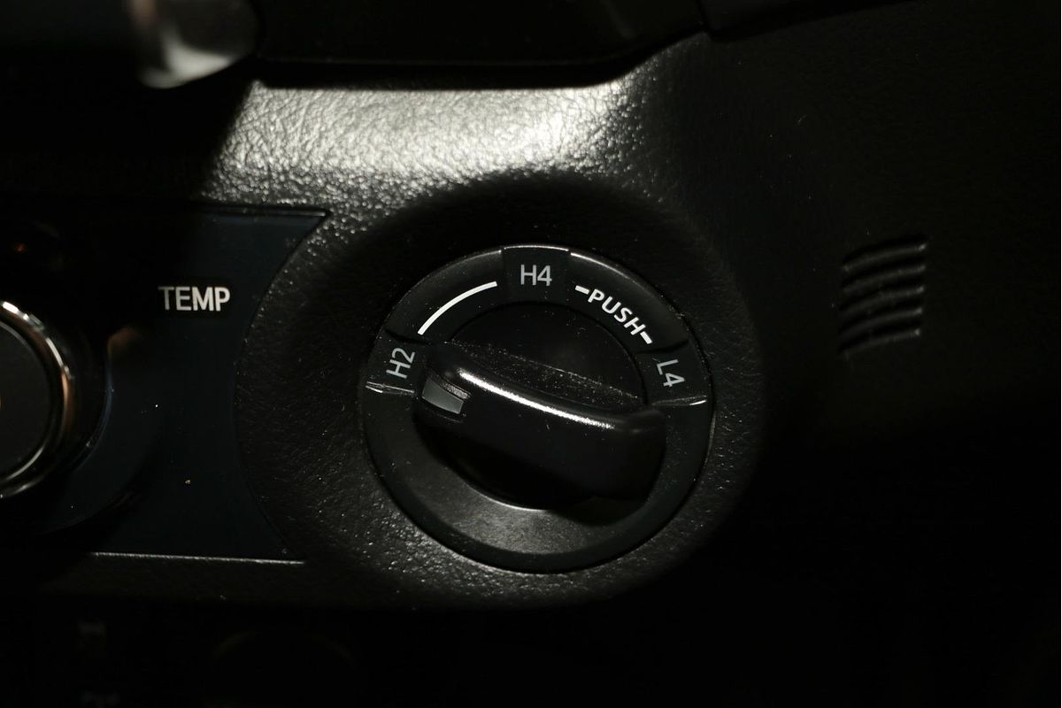 2021 Toyota Hilux SR5 GUN126R 4X4