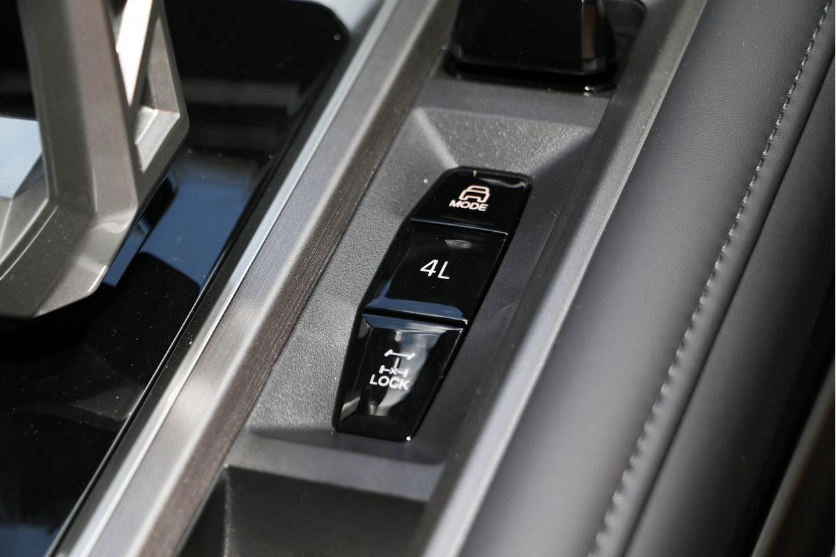 2025 MG MGU9 Explore EKK1C 4X4