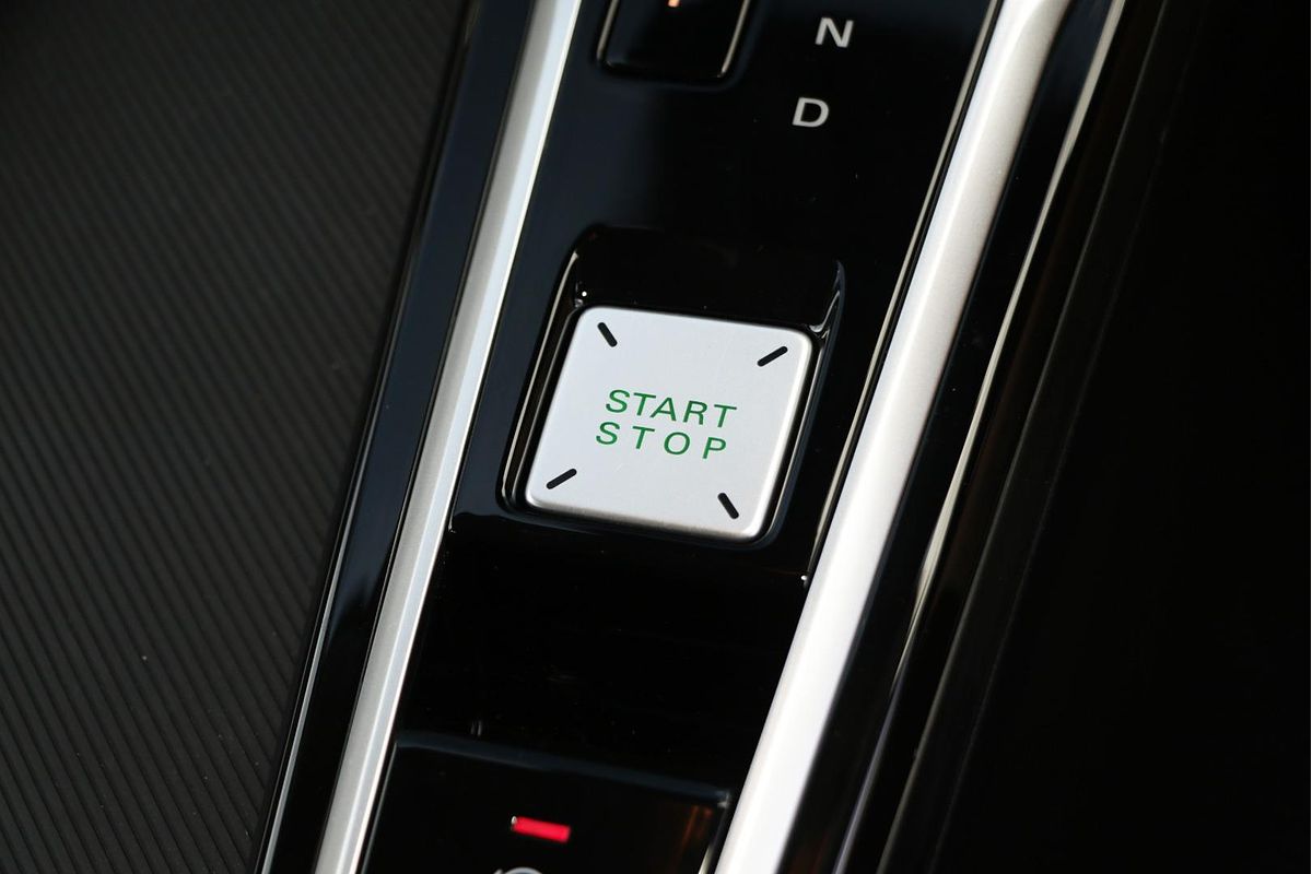 2025 MG ZS Excite Hybrid+ ZS32